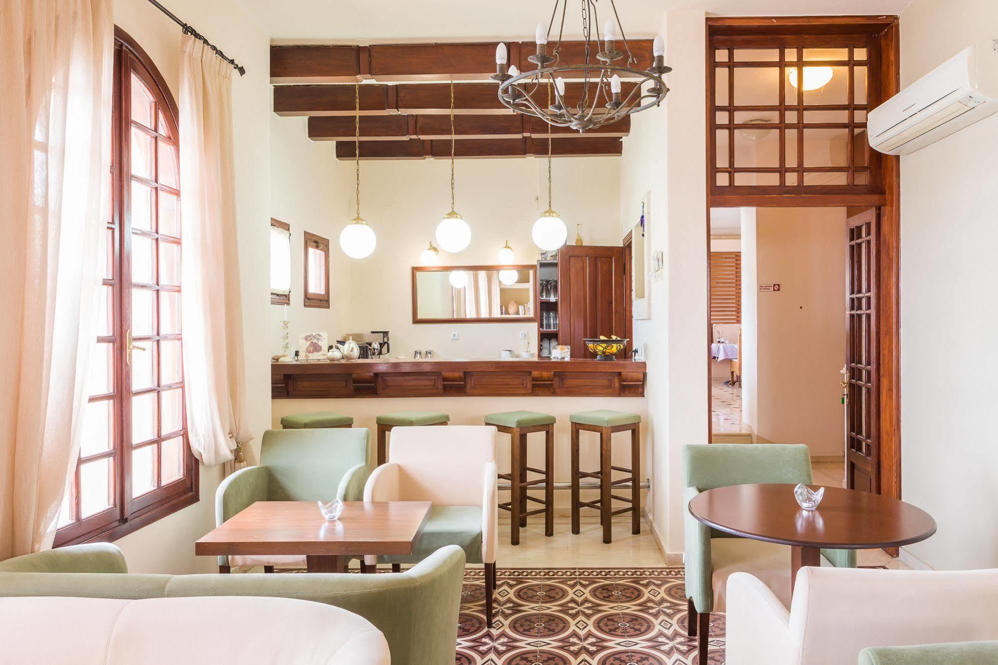 Palazzo Arhontiko Apartments Ayos Nikolaos Dış mekan fotoğraf